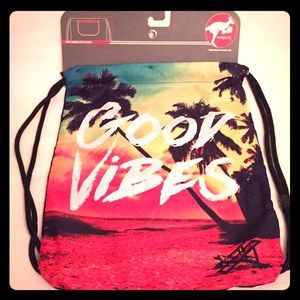 😆HP🙃 🏝 ONLY 1! Good Vibes Sac Bag🏝